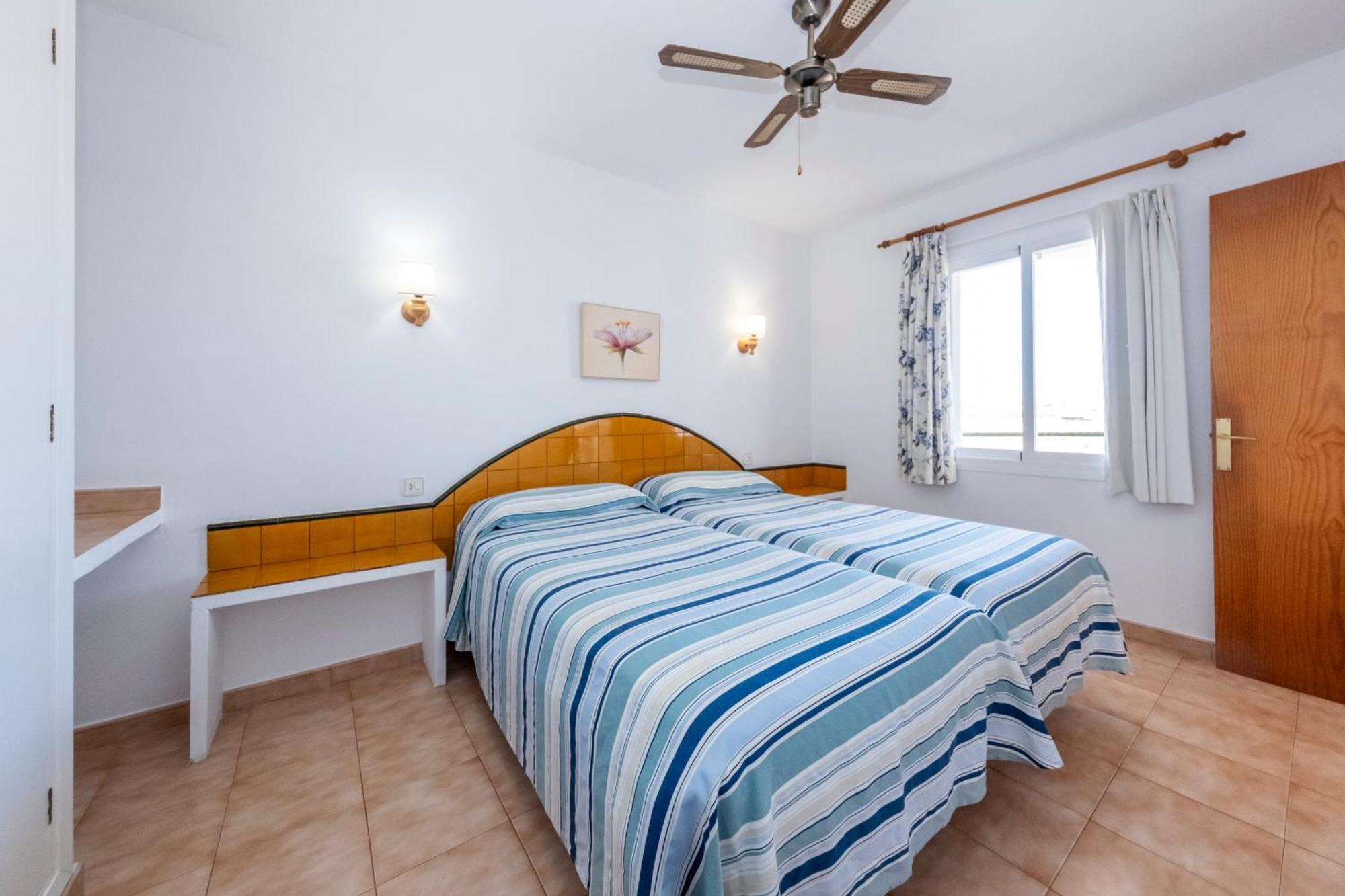 Apartamentos Sol Ponent กาลาบลังกา ภายนอก รูปภาพ