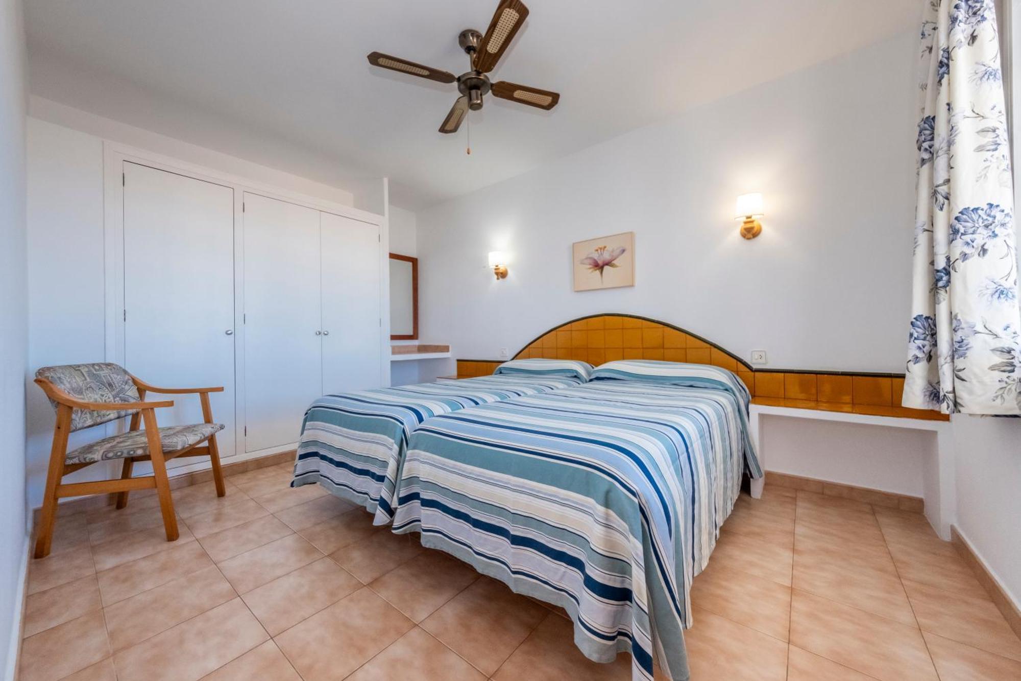 Apartamentos Sol Ponent กาลาบลังกา ภายนอก รูปภาพ