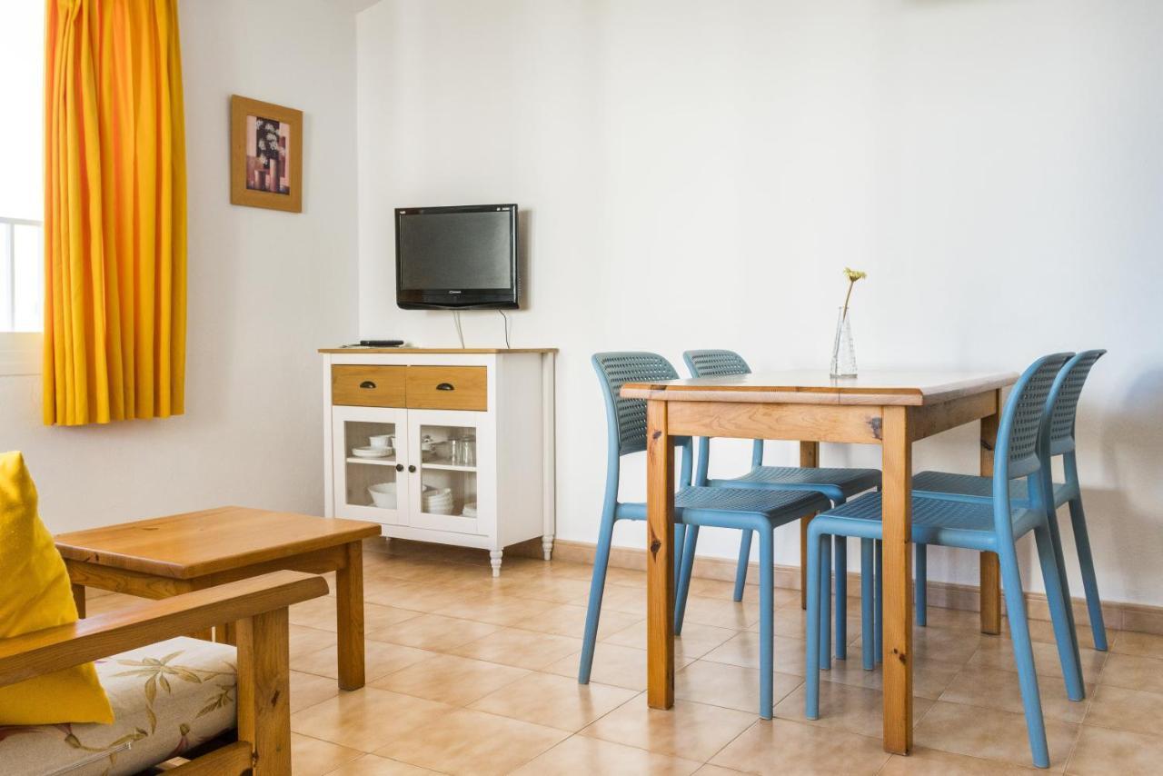 Apartamentos Sol Ponent กาลาบลังกา ภายนอก รูปภาพ